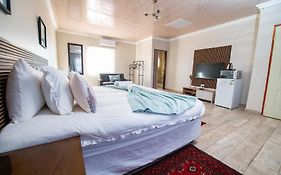 Tintswalo Elegant Apartments
